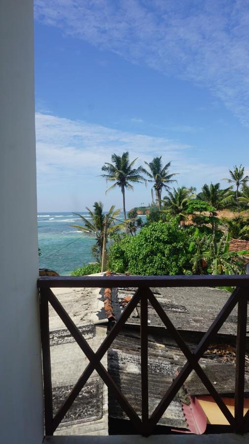 Отель The Reef Велигама Экстерьер фото